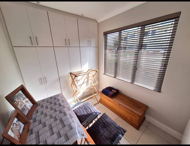 2 BEDROOM SIMPLEX FOR SALE IN KINDLEWOOD ESTATE